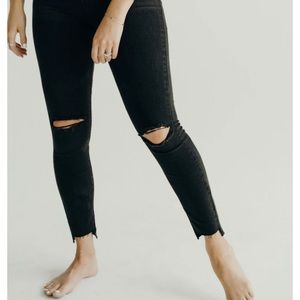 BRAND NEW Carly Jean Los Angeles Viv Jeans